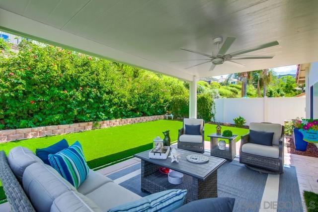 10970 Shy Bird Ln, San Diego CA: https://media.crmls.org/mediaz/6f7e25a8-67f7-49d0-a7a0-716b68e4f76b.jpg