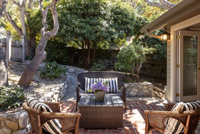 0 SW Corner Camino Real and 4th Avenue, Carmel CA: https://media.crmls.org/mediaz/6f7fb809-97a1-4bf7-82fb-d370ab4160f8.jpg