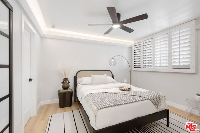 2108 Neilson Way, Santa Monica CA: https://media.crmls.org/mediaz/6f7ff5f4-7e38-4202-a580-73f682155183.jpg