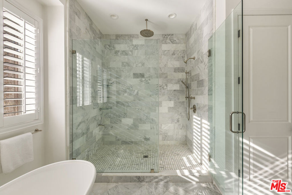 4222 Woodman AvenueSherman Oaks img 17