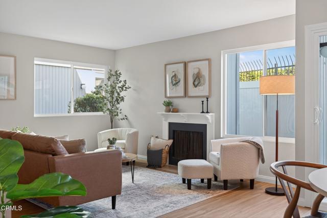 Detail Gallery Image 15 of 40 For 1320 San Simeon Ct #4,  Ventura,  CA 93003 - 2 Beds | 1/1 Baths