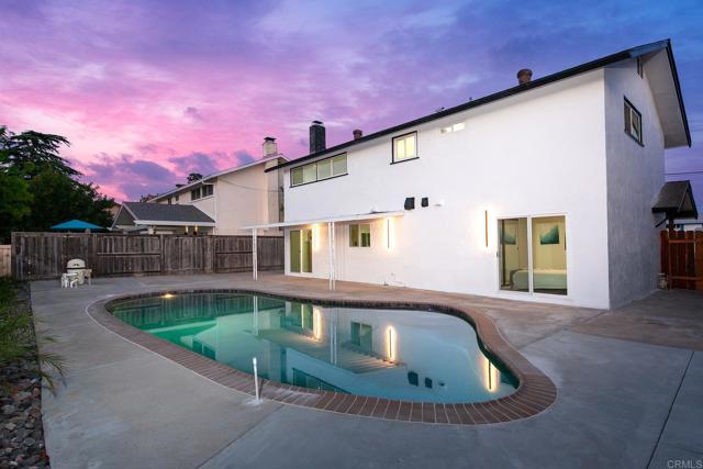 6802 MAURY DR, San Diego CA: https://media.crmls.org/mediaz/6f812b08-9393-44d7-b523-bbf576c3788f.jpg