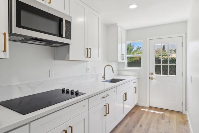 Detail Gallery Image 16 of 69 For 1917 Friendly Dr, Vista,  CA 92084 - 4 Beds | 3 Baths