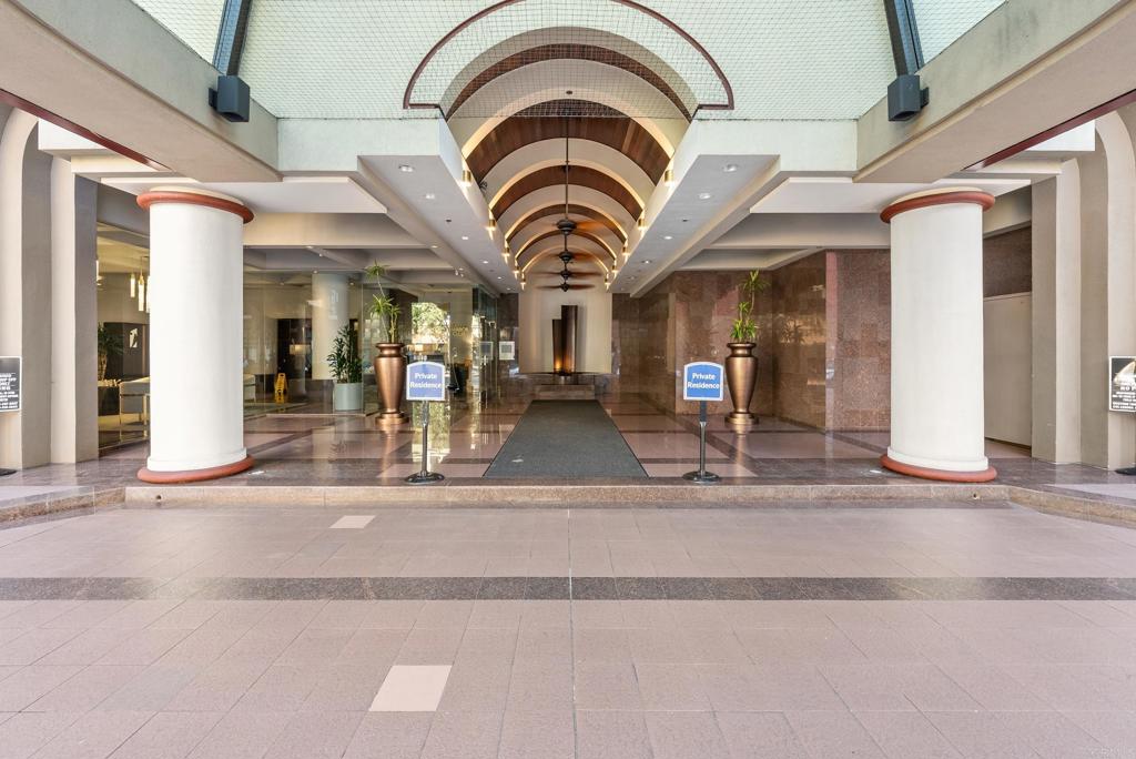 https://media.crmls.org/mediaz/6f82fc1f-0022-4821-a724-0339878305a6.jpg?preset=X-Large
