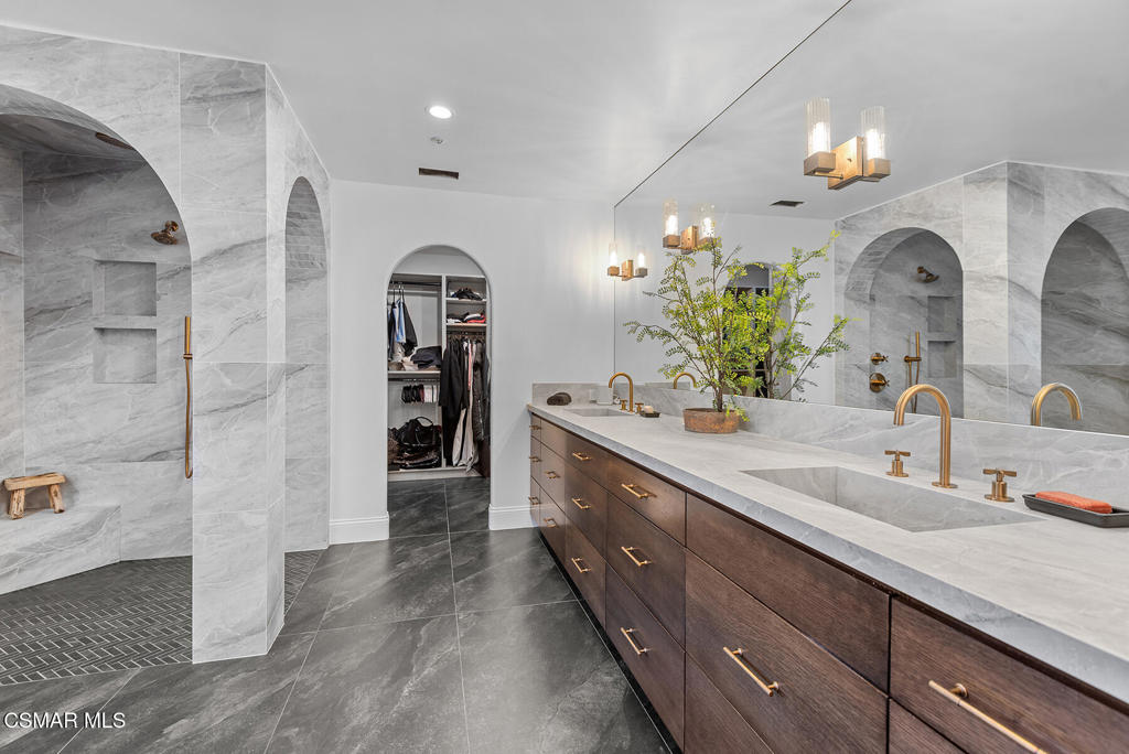 MLS #226004016 image #19