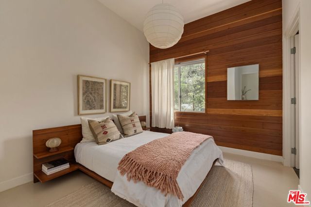 8137 Amor Road, Los Angeles CA: https://media.crmls.org/mediaz/6f845a13-f4a4-4478-8dd7-dea89bd4f8fd.jpg