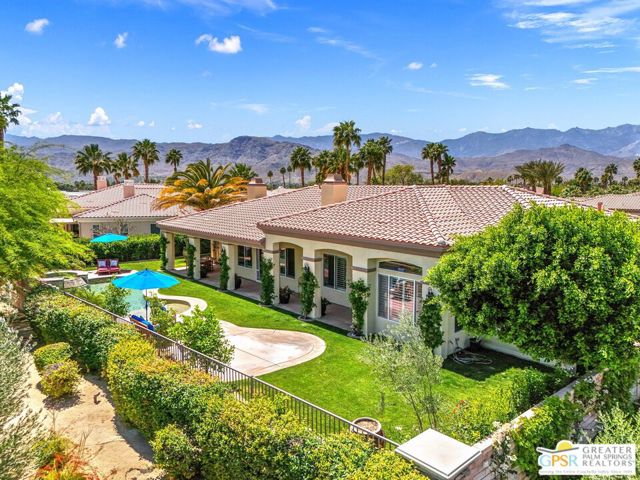 1 Toscana Way, Rancho Mirage CA: https://media.crmls.org/mediaz/6f848a68-63bb-45e6-a47f-12d2fdcdbcc3.jpg