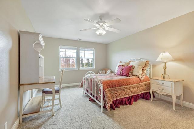 560 Tevis Trail, Hollister CA: https://media.crmls.org/mediaz/6f853ed3-059f-4ad1-a7a2-ed385b52e23c.jpg