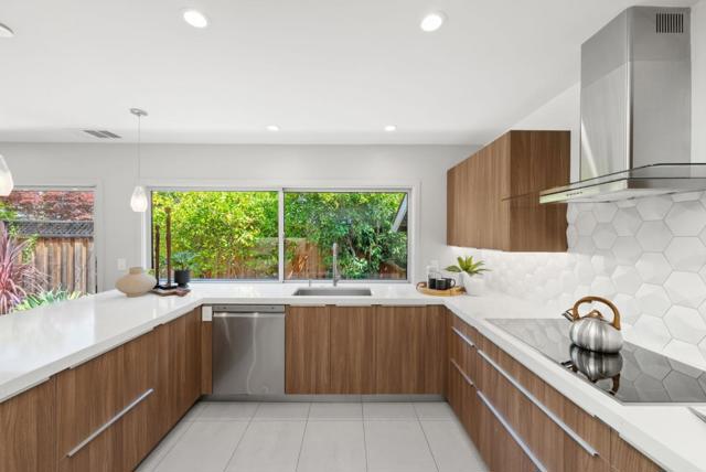 971 Delbert Way, San Jose CA: https://media.crmls.org/mediaz/6f858853-a523-4889-8057-07a9431a8493.jpg