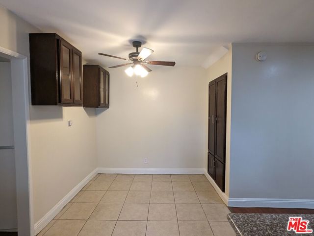 633 N Sweetzer Avenue, West Hollywood CA: https://media.crmls.org/mediaz/6f860237-d867-45f2-8bee-058344514195.jpg