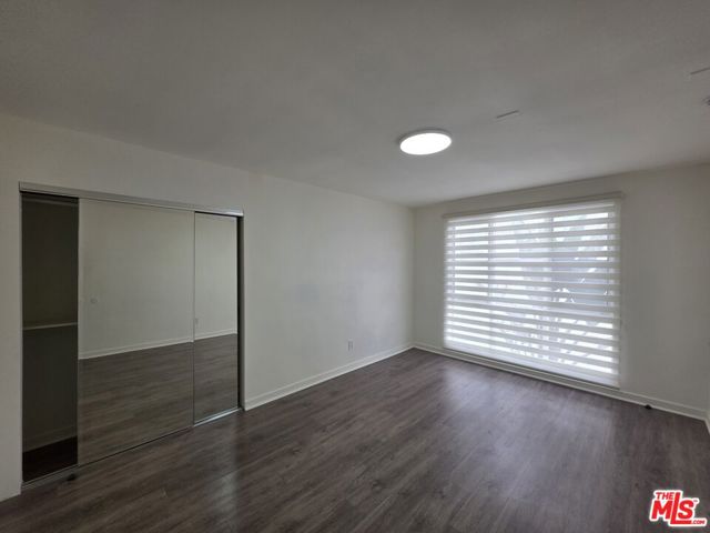 1635 S Beverly Glen Boulevard, Los Angeles CA: https://media.crmls.org/mediaz/6f867aa6-a468-484c-8314-9b0998503bea.jpg