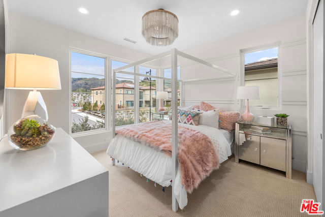 20378 W Marlow Lane, Porter Ranch CA: https://media.crmls.org/mediaz/6f870102-f324-4189-af45-eb185f1ca7a7.jpg