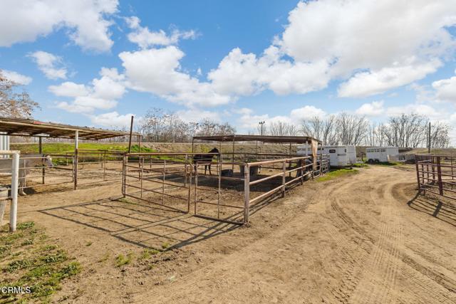 Detail Gallery Image 19 of 40 For 301 Sycamore Dr, Bakersfield,  CA 93308 - – Beds | – Baths