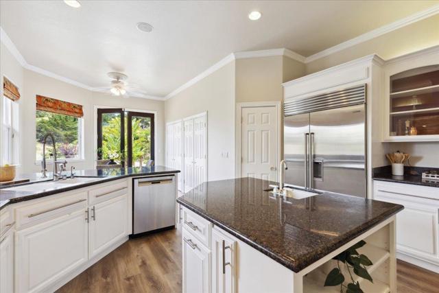 2710 Summerland Road,  CA: https://media.crmls.org/mediaz/6f88dfff-96fc-43c4-9b27-c653a1c46673.jpg