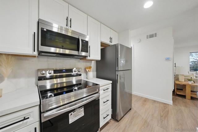 7855 Golfcrest Dr, San Diego CA: https://media.crmls.org/mediaz/6f89cc26-9105-43c0-8cb8-4c6c845e8be3.jpg