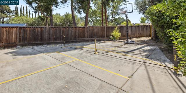 Image 40 of 60 For 3044 Santa Maria Dr