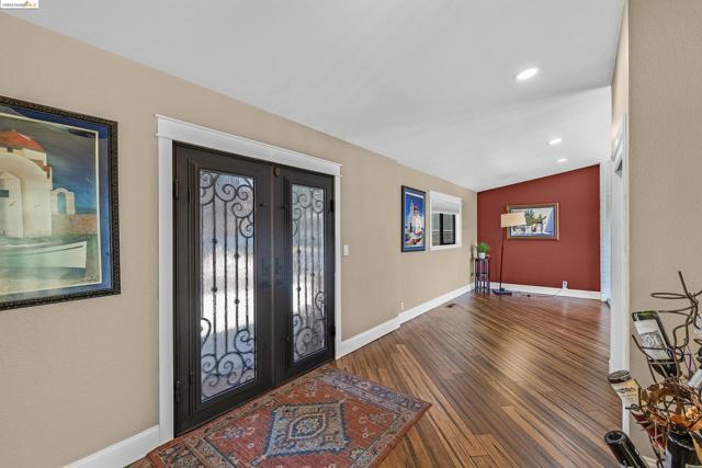Image 3 of 42 For 28016 Whitestone Ct