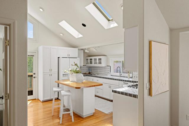 315 Granite Street, Pacific Grove CA: https://media.crmls.org/mediaz/6f90179d-b9ea-4034-a018-7dc12e9d5463.jpg