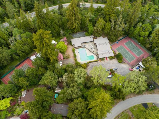 107 Maywood Drive, Boulder Creek CA: https://media.crmls.org/mediaz/6f9090eb-166b-4a9f-a8da-c6b7e6b7bb14.jpg