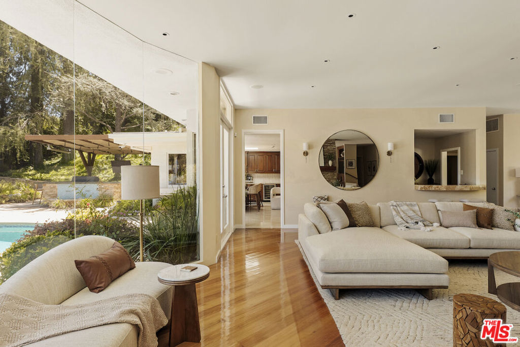 MLS #26865181 image #8