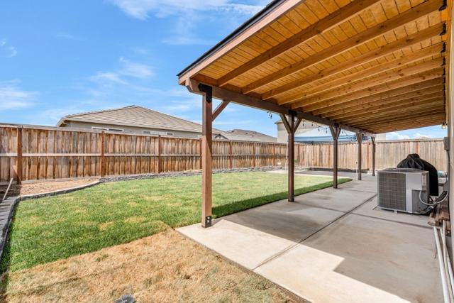 673 Dorset Drive, Patterson CA: https://media.crmls.org/mediaz/6f91c1ca-3e64-4d44-8b1d-f605528eba1a.jpg
