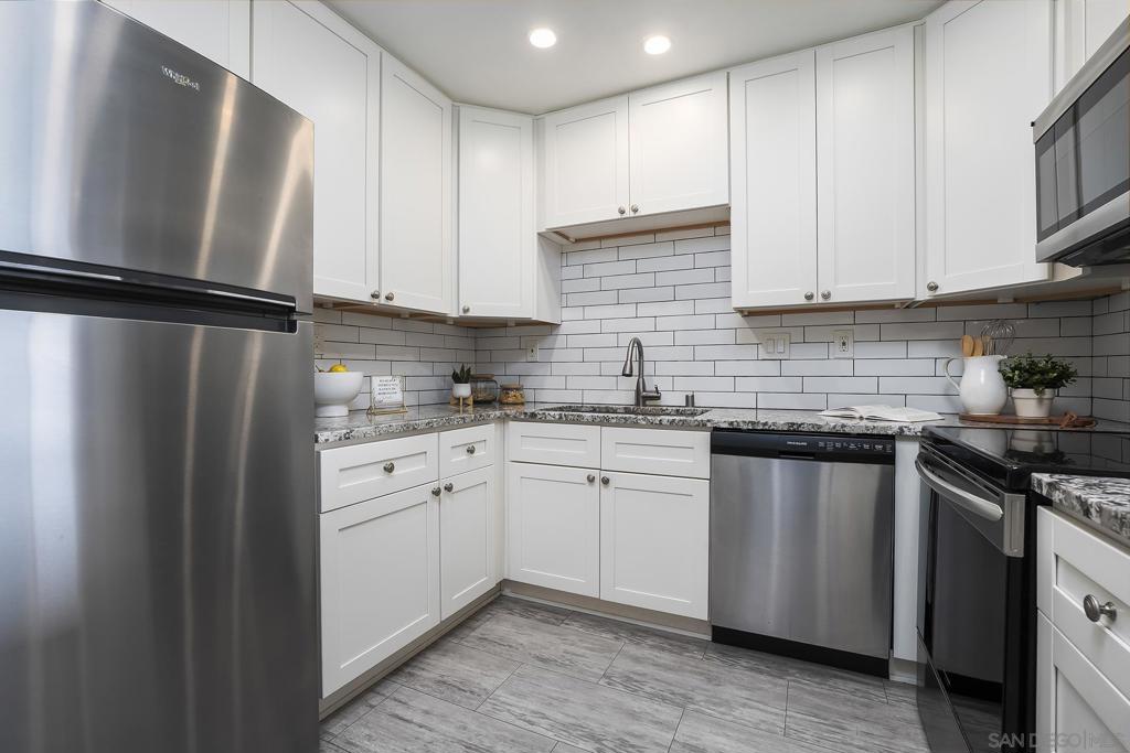 2909 Cowley - photo 6