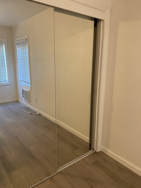 Image 11 of 21 For 1549 Farm Bureau Rd