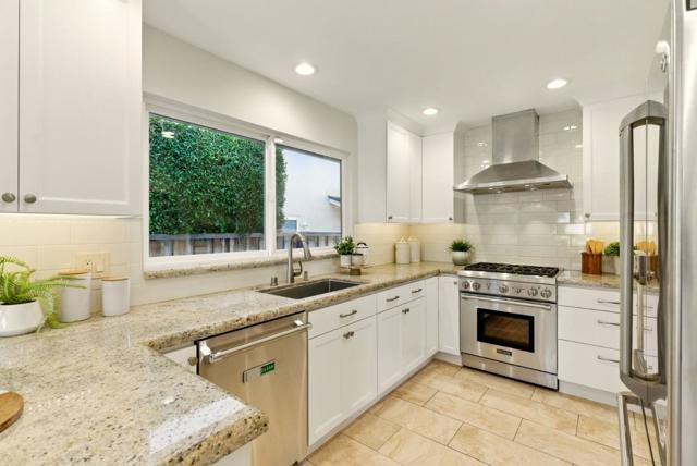 6293 Tracel Drive, San Jose CA: https://media.crmls.org/mediaz/6f92b315-9fe6-4667-944c-f14394874291.jpg