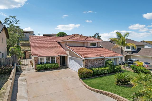 712 Paseo Del Rey, Chula Vista CA: https://media.crmls.org/mediaz/6f92df67-f81f-420f-a710-db0d76e2f453.jpg