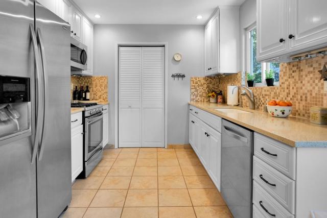 455 San Bernabe Drive, Monterey CA: https://media.crmls.org/mediaz/6f933a8c-71df-43b3-8dca-757707329b90.jpg