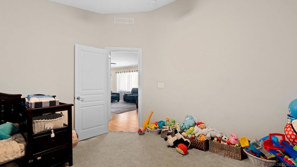 MLS #250025523SD image #17