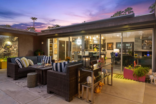 2749 E Livmor Avenue, Palm Springs, CA 92262