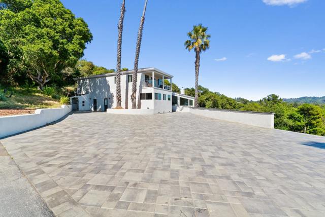 532 Moonrise Lane, Aptos CA: https://media.crmls.org/mediaz/6f9569a1-b570-4c9c-afb1-05cde936c3e8.jpg
