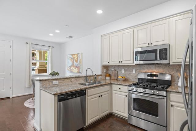 403 San Eduardo Terrace, Sunnyvale CA: https://media.crmls.org/mediaz/6f968e41-c8e1-45f0-873c-d6dd960f7f49.jpg