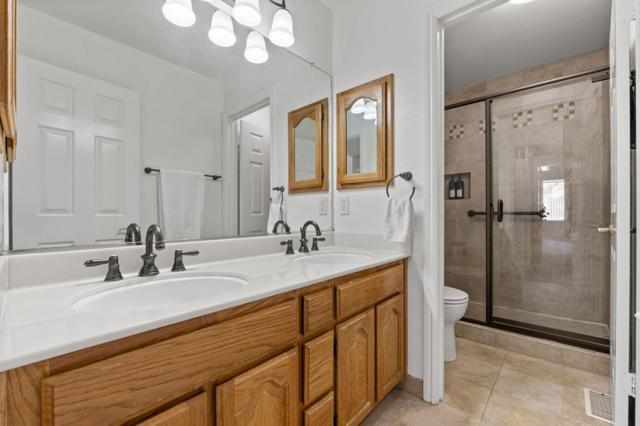 38173 Canyon Oaks Court, Fremont CA: https://media.crmls.org/mediaz/6f96c342-d878-4e62-871b-e55fb52b02e6.jpg