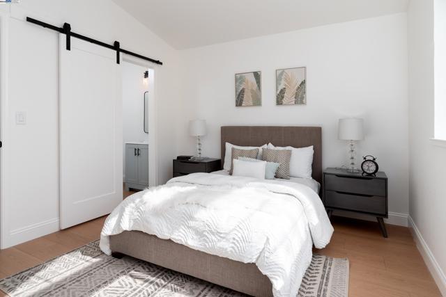 3846 Sheffield Cir, Danville CA: https://media.crmls.org/mediaz/6f983429-d4ed-41e9-ac5f-1be1ab0adbb8.jpg