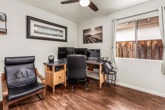 Detail Gallery Image 14 of 37 For 1887 Guilder Gln, Escondido,  CA 92029 - 3 Beds | 2 Baths