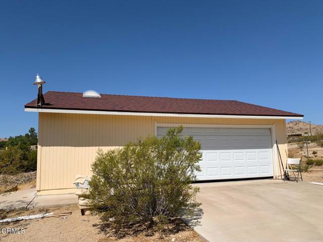 Detail Gallery Image 10 of 51 For 31212 Rabbit Springs Rd, Lucerne Valley,  CA 92356 - 3 Beds | 2 Baths