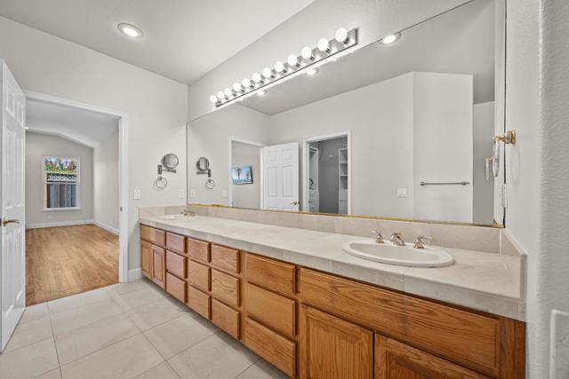 12320 Highland Estates Lane, San Martin CA: https://media.crmls.org/mediaz/6f99a243-2bbf-409c-a66e-af343ee5939c.jpg