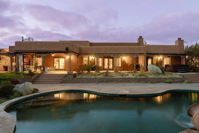 Detail Gallery Image 11 of 46 For 16761 Artesian Breeze Way, San Diego,  CA 92127 - 5 Beds | 4 Baths