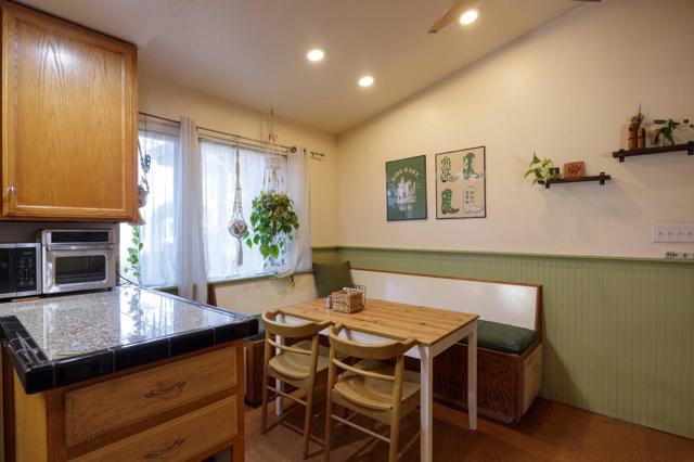 8421 Wayland Lane, Gilroy CA: https://media.crmls.org/mediaz/6f9a18a4-b247-44b1-8e7b-1b5f6e7d3da2.jpg