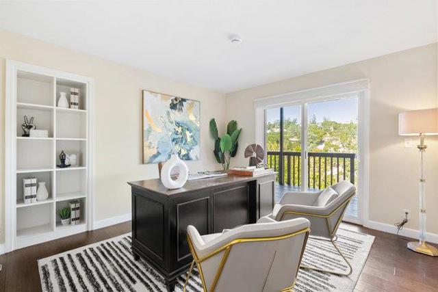 210 Montalvo Road, Redwood City CA: https://media.crmls.org/mediaz/6f9a1c4a-5bd3-48d5-b026-ebae3c338f4f.jpg