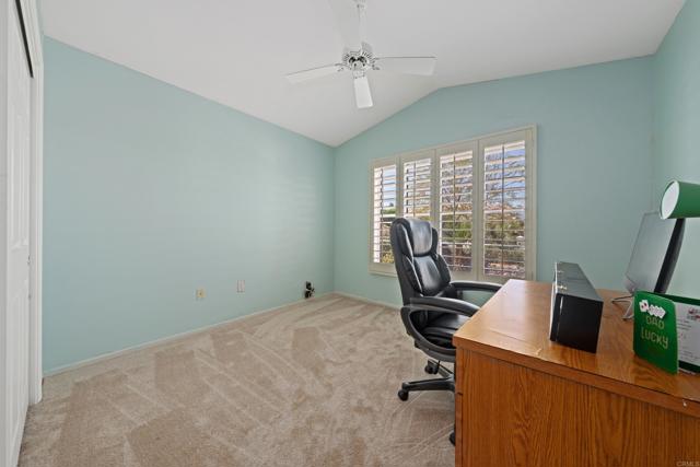 38406 Brandywine, Palm Desert CA: https://media.crmls.org/mediaz/6f9addaf-1706-4b19-9edd-702f2f7ddb55.jpg