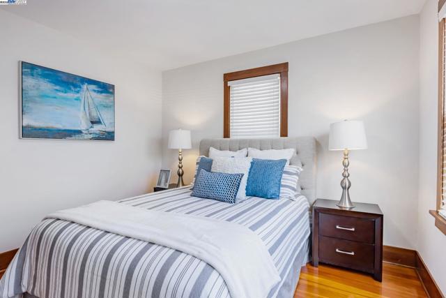 6831 Dairy Ave, Newark CA: https://media.crmls.org/mediaz/6f9af202-43de-43bd-b16d-d655f56ab52b.jpg