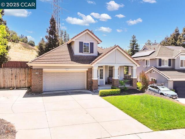 7016 Molluk Way, Clayton CA: https://media.crmls.org/mediaz/6f9b7b96-1034-41b4-9b85-f89df38d4615.jpg