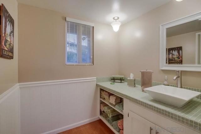1963 Hacienda Circle, El Cajon CA: https://media.crmls.org/mediaz/6f9c44e0-5af4-4338-836b-05ee9ad00589.jpg