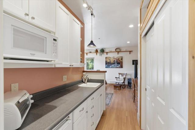 1175 Eagle Hill Road, Royal Oaks CA: https://media.crmls.org/mediaz/6f9cce70-ce22-45f3-b874-4906c5b0a46e.jpg