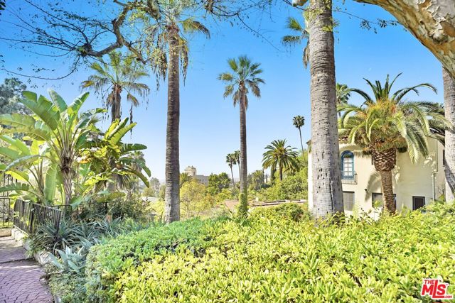 1979 Grace Avenue, Los Angeles CA: https://media.crmls.org/mediaz/6f9d4bae-df55-4a56-a87a-c9fb44bd27a0.jpg