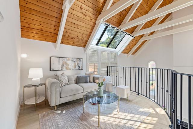 2095 Bowdoin Street, Palo Alto CA: https://media.crmls.org/mediaz/6f9d8b2b-036a-4b2f-aa93-f70435fe954a.jpg