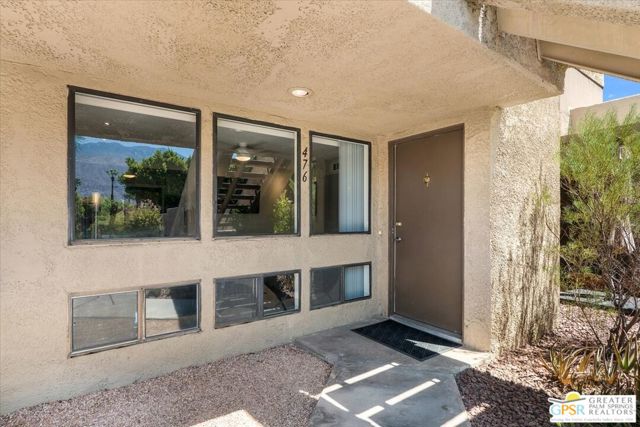 476 Bradshaw Lane, Palm Springs CA: https://media.crmls.org/mediaz/6f9ecfde-7e25-4b18-acaf-b57205236f51.jpg